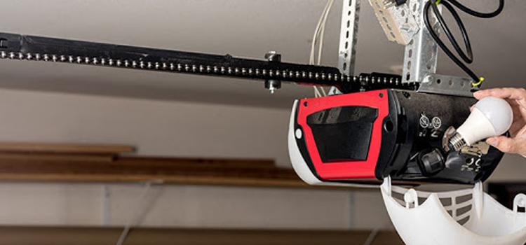 automatic garage door opener repair in La Mesa